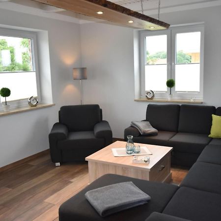Cozy Holiday Home In Gross Schwansee With Sauna Esterno foto